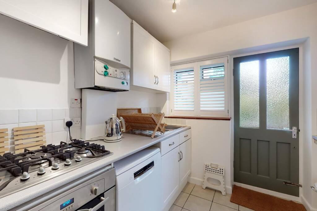 Stunning 2 Bed Flat In Richmond Apartment Kew Exterior photo
